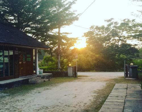 Hostal Tanabendang Banglos