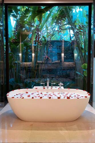 Bed & Breakfast The Danna Beach Villa With Private Pool