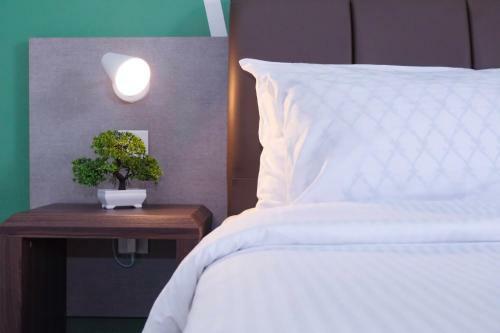 Hotel Cenang Rooms With Pool By Virgo Star Resort
