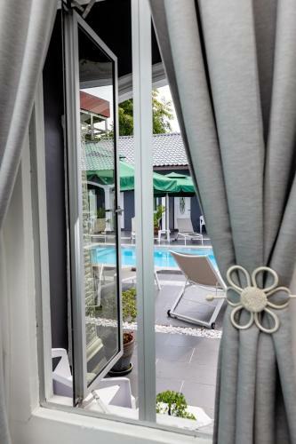Hotel Cenang Rooms With Pool By Virgo Star Resort