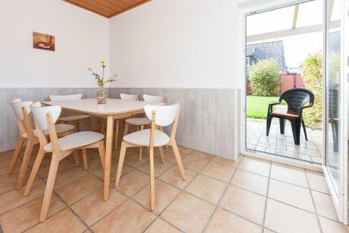 Apartamento Ferienwohnungen An Deck Erdgeschoss
