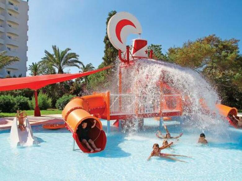Hotel Sahara Beach Aquapark Resort