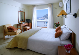 Hotel Bali Beach & Village (.)