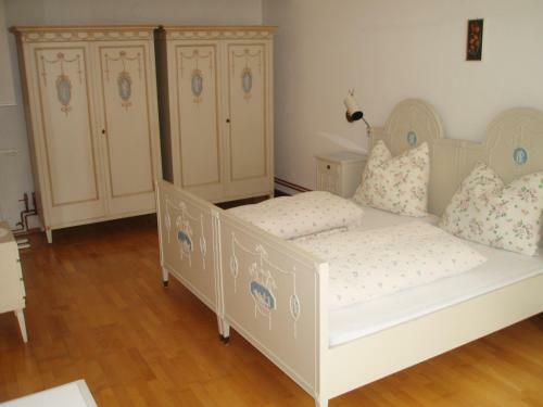 Apartamento Ferienwohnung Schloss Dornbach