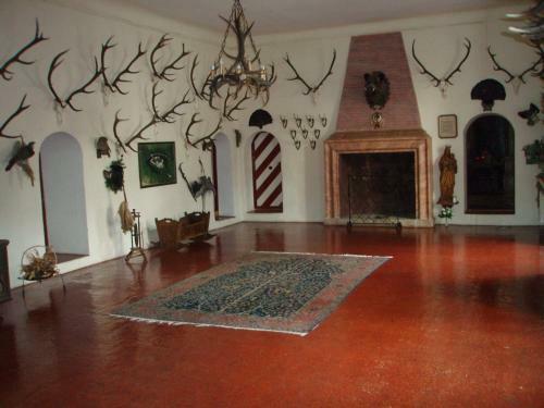Apartamento Ferienwohnung Schloss Dornbach
