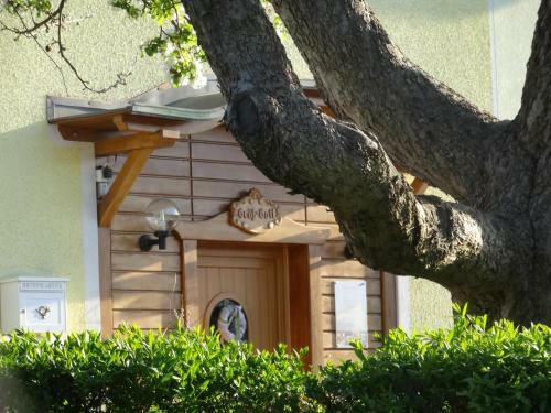 Hostal Pension Scherwirt