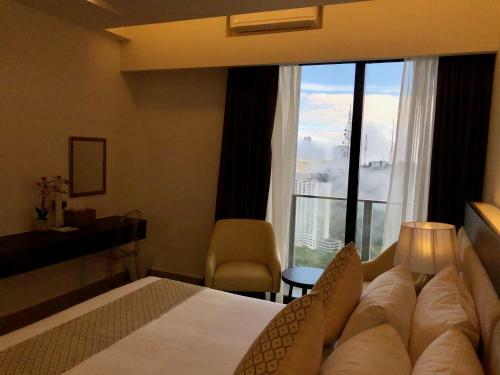 Hotel Sky D'mont Suites