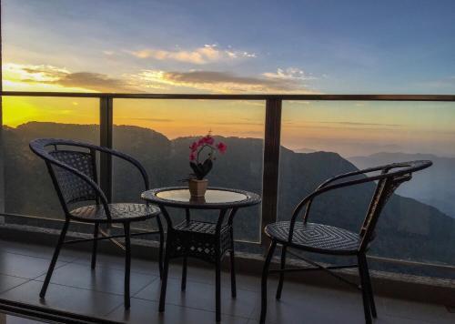 Hotel Sky D'mont Suites