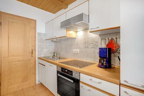 Apartamento Ferienwohnung K�nig Im Obergeschoss
