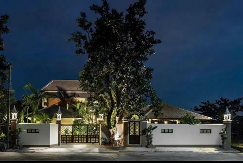 Lanna Luxury Pool Villa Chiangmai