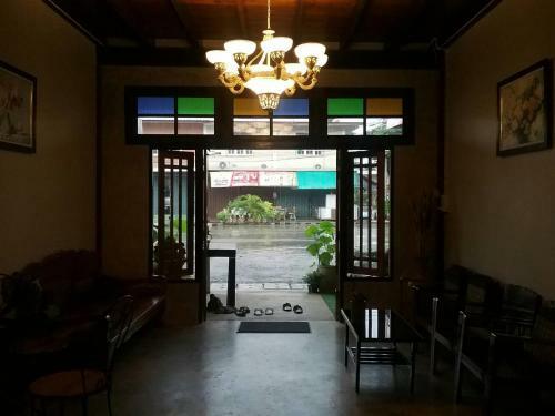 Hostal Sawang Guesthouse