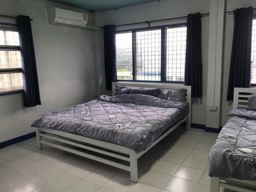 J Room Bangsaen