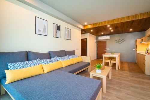 Hotel Charcoal Panwa Beach Phuket