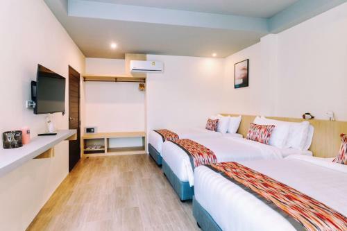 Hotel Charcoal Panwa Beach Phuket