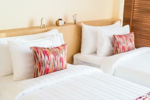Hotel Charcoal Panwa Beach Phuket