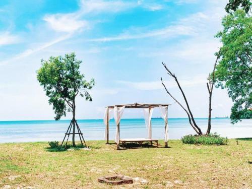 Hotel Charcoal Panwa Beach Sha