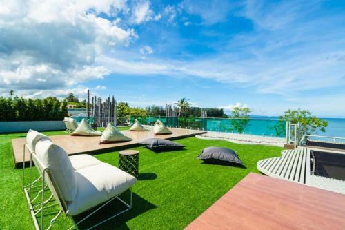 Hotel Charcoal Panwa Beach Sha
