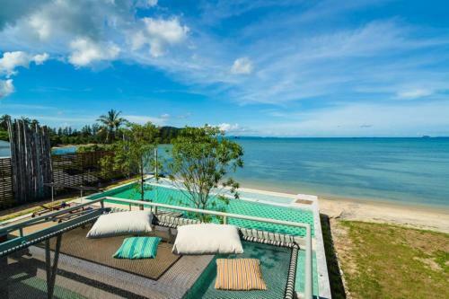 Hotel Charcoal Panwa Beach Sha