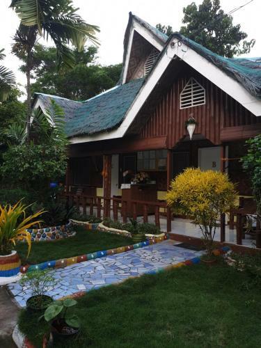 Albergue Island Rendevoo