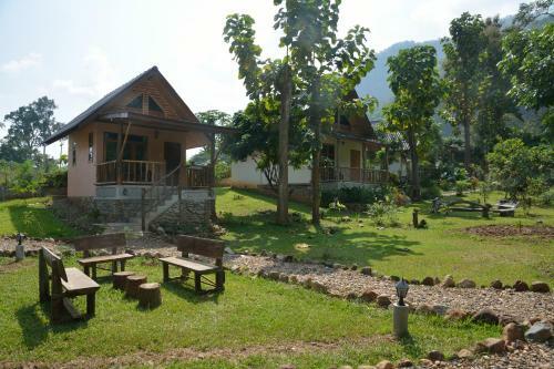 Hotel At Home Chiang Dao, Pooch Lovers