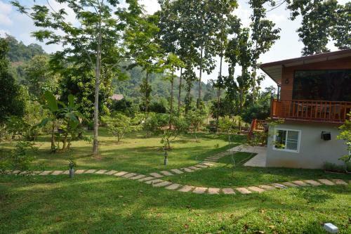 Hotel At Home Chiang Dao, Pooch Lovers