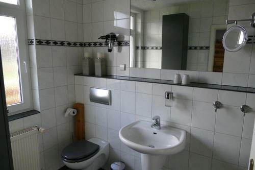 Hostal Caf� & Pension Goldbachm�hle