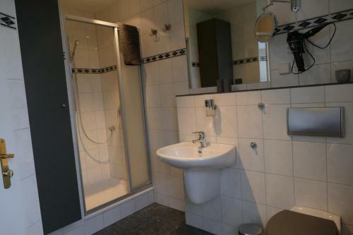 Hostal Caf� & Pension Goldbachm�hle