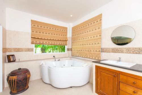 Villa La Romanee Infinity By Jetta