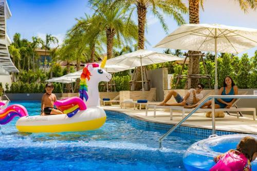 Hotel Babylon Sky Garden - Long Term Holiday Rentals