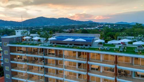 Hotel Babylon Sky Garden - Long Term Holiday Rentals