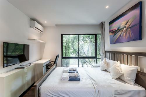 Apartments At The Title By Lofty
