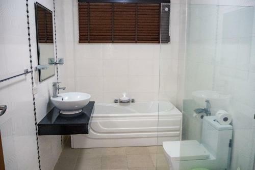 Villa Tanya, 3 Bed With Private Pool And Jacuzzi