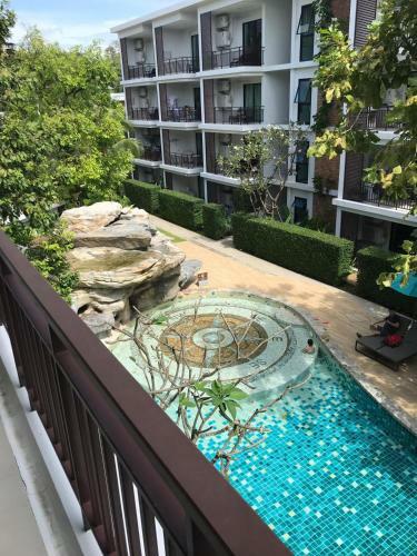 The Title West Wing Lovely Studio Apartment
