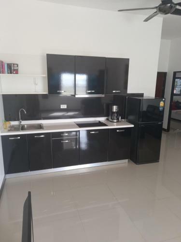 Paradizo Seaview Apartments Rawai