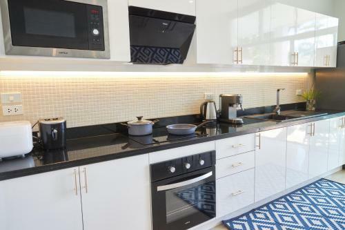 Amazing 3 Bedrooms Pool Villa Near The Beach