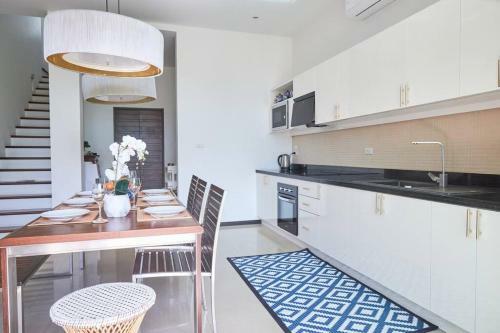 Amazing 3 Bedrooms Pool Villa Near The Beach