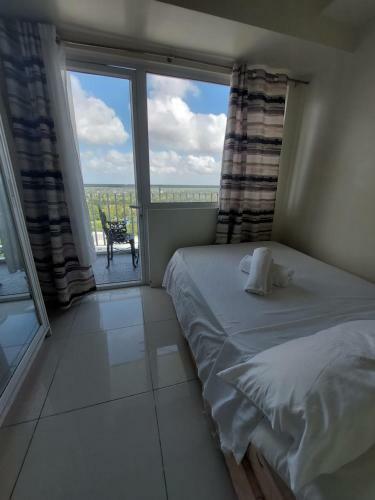 Apartamento Smdc Wind Tagaytay Hosted By Juan