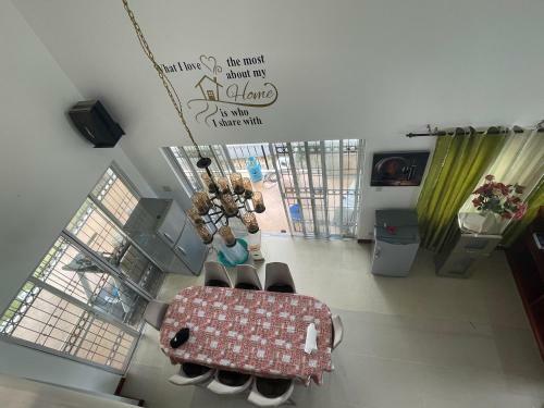Cozy, Private House