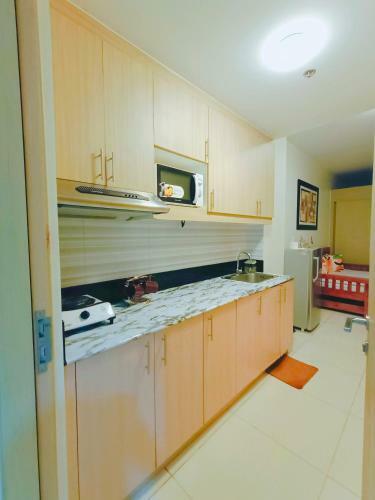 Apartamento Trio's Tagaytay Staycation Rustic Taal View With Balcony