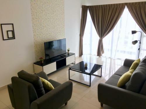 Hostal Pinnacle Tower @ Feel Suites