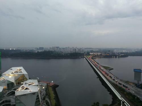 Jb City Ciq Shopping Mall Apartment