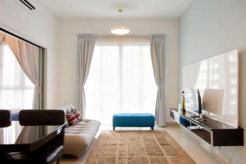 Apartamentos Hostahome Suites At Tropez Residence Danga Bay