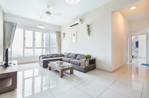 Apartamentos Hostahome Suites At Tropez Residence Danga Bay