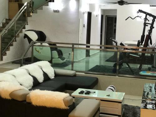 Hotel El Staycation