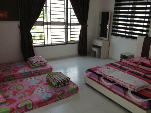 Comfort Holiday Home @ Bukit Indah
