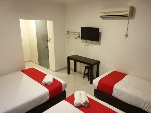 Fully Hotel Desa Tebrau