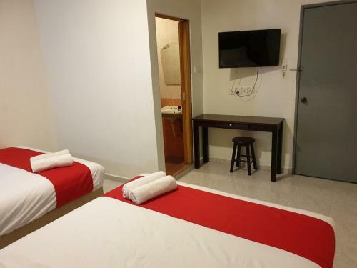 Fully Hotel Desa Tebrau