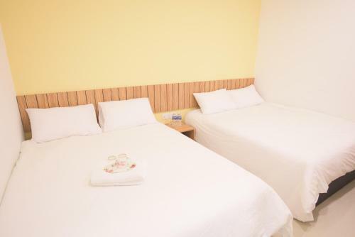 Hostal Ltl Guesthouse