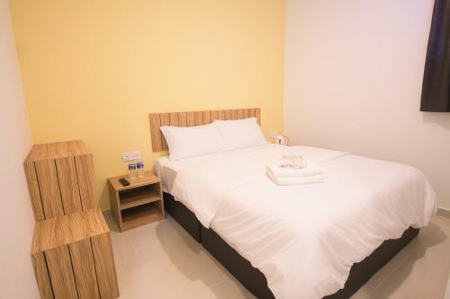 Hostal Ltl Guesthouse