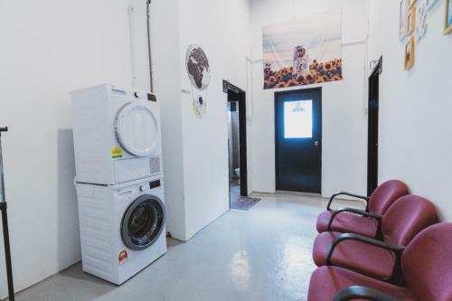 Hashtag.capsule.hostel